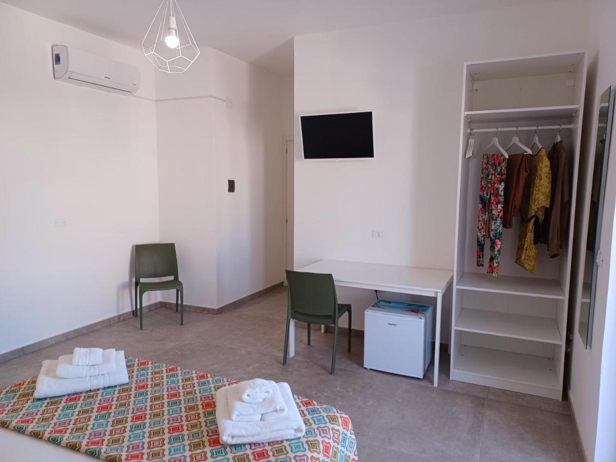 House Salento Central Rooms Torre San Giovanni Ugento Esterno foto